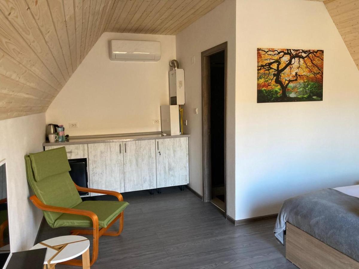 Cabanele Lu' Dinu Curtea de Argeş Exterior foto